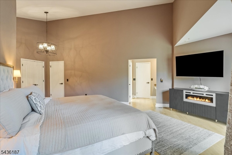 Stonegate at Watchung - Residential