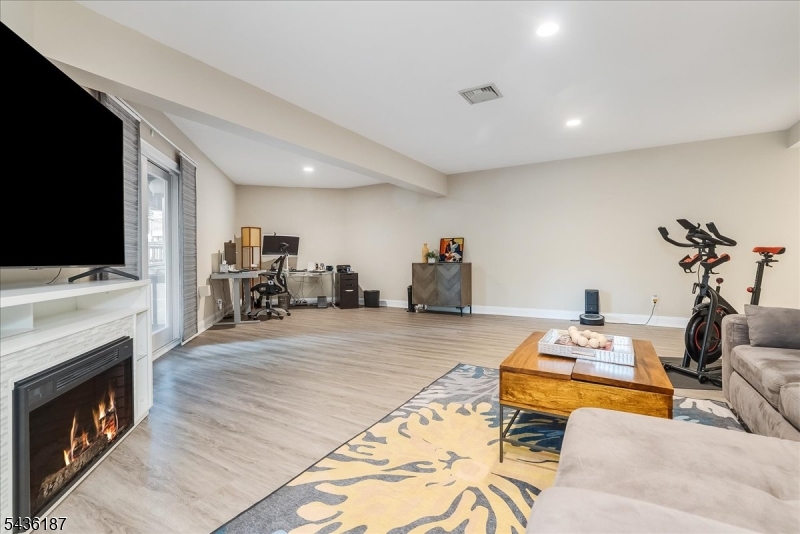 Stonegate at Watchung - Residential