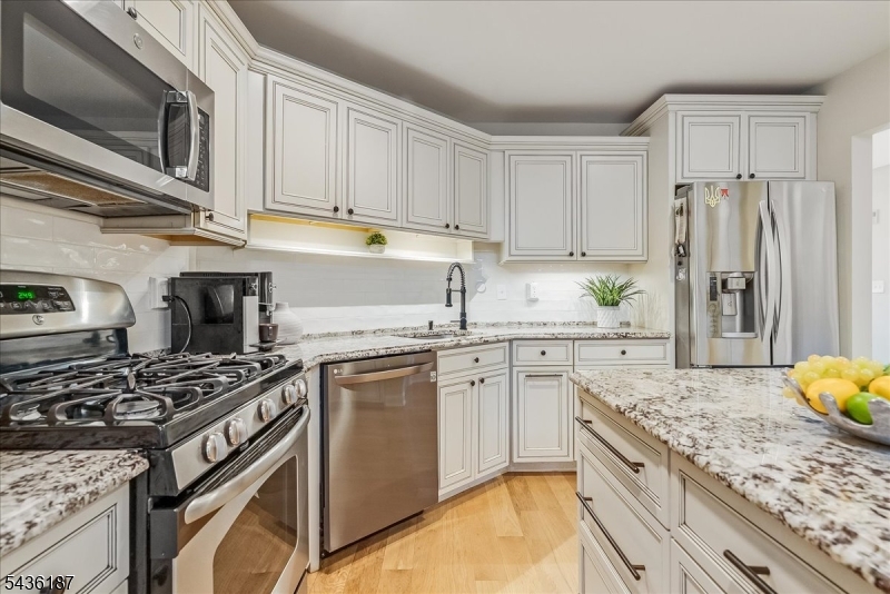 Stonegate at Watchung - Residential