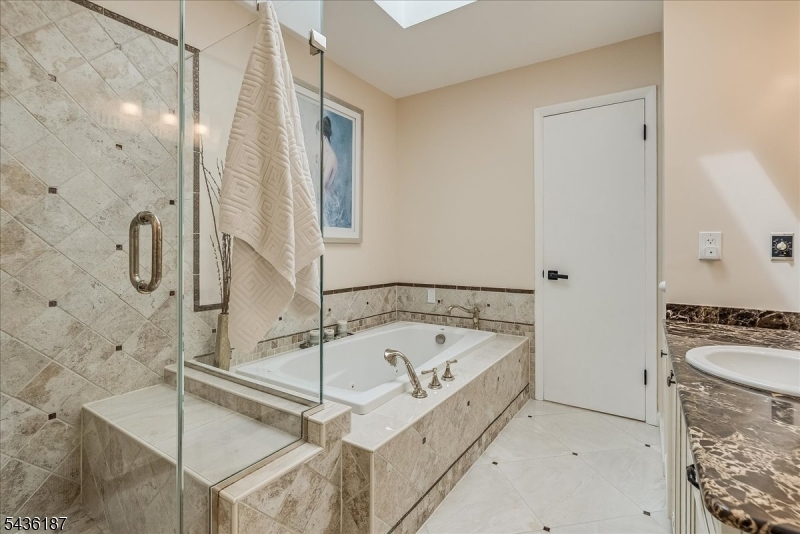 Stonegate at Watchung - Residential