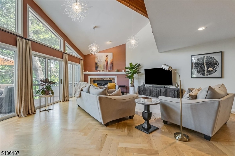 Stonegate at Watchung - Residential