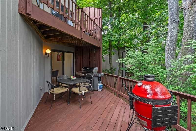 Stonegate at Watchung - Residential