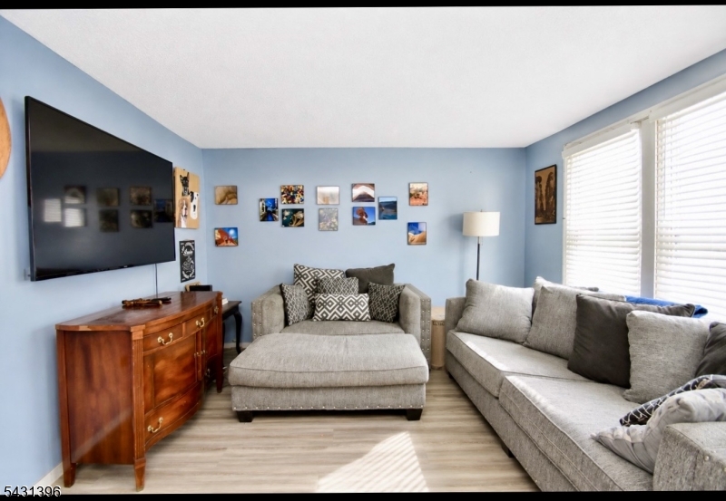 Franklin Meadows - Residential