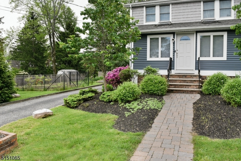 Cedar Knolls - Residential