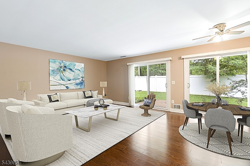 Crestwood Commoms - Residential