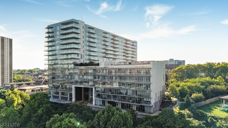 One Park - Residential