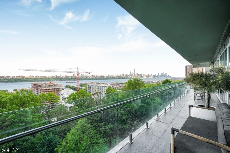 One Park - Residential