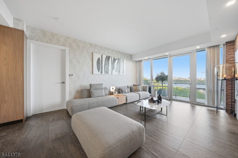 One Park - Residential
