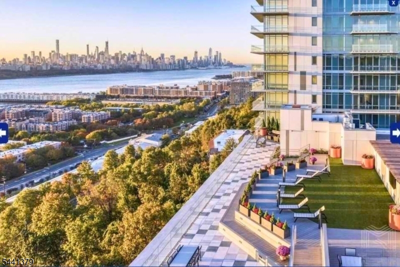 One Park - Residential