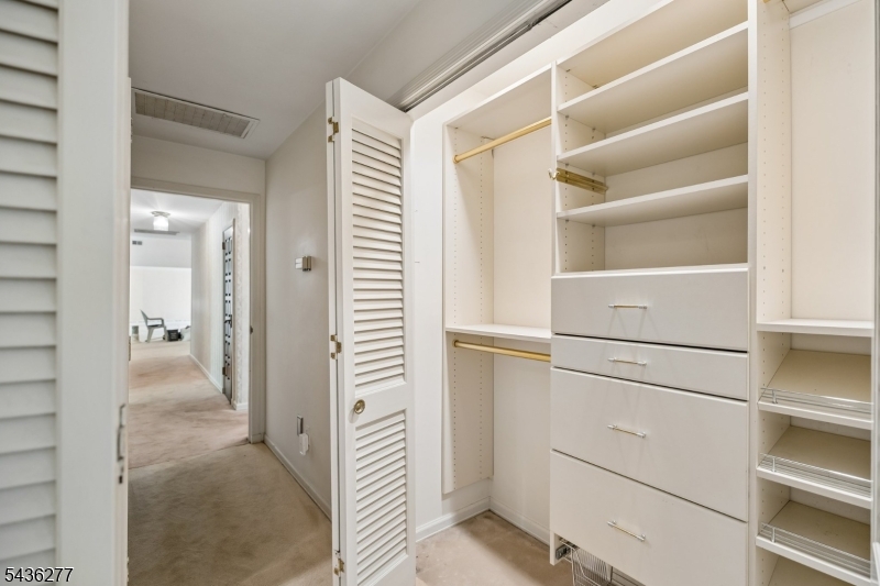Upper Mountainside - Residential
