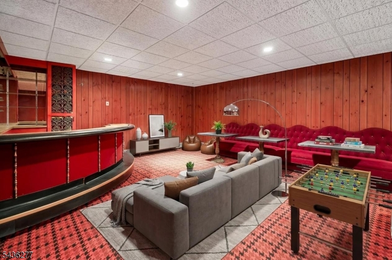 Upper Mountainside - Residential