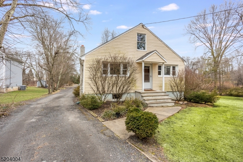 2 Bedroom House with 1 1/2 baths, living room, dining room and kitchen. Unfinished basement.  Designated parking area for 3 cars.