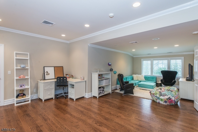 Rolling Hill - Residential