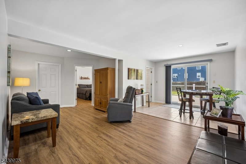 Cedar Knolls - Residential