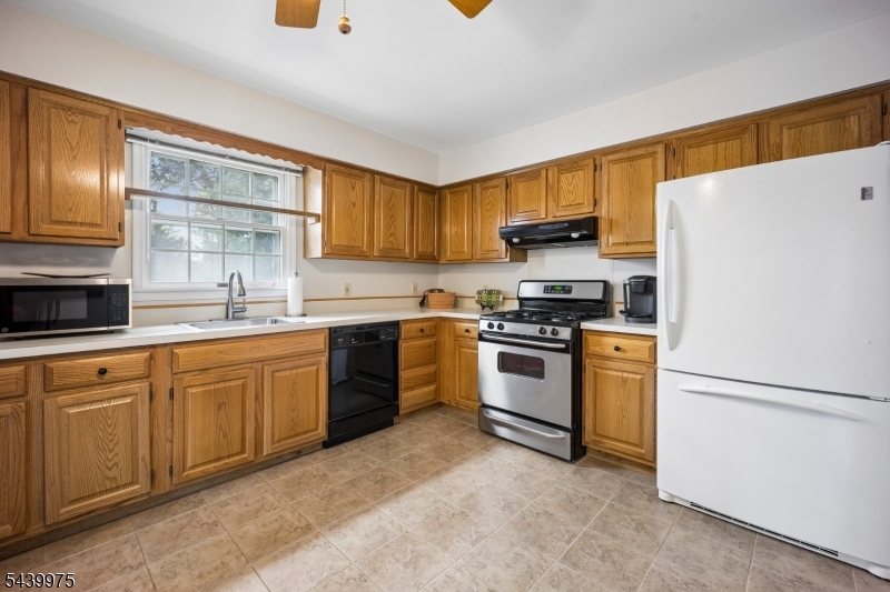 Cedar Knolls - Residential
