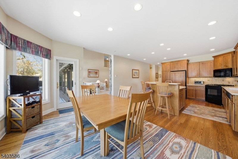 Cedar Lake - Residential