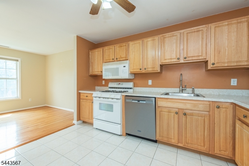Chanda Arms - Residential