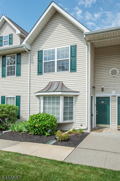 Chanda Arms - Residential