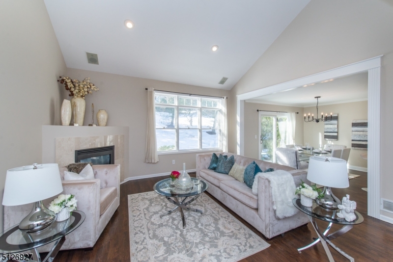 Brae Loch - Residential