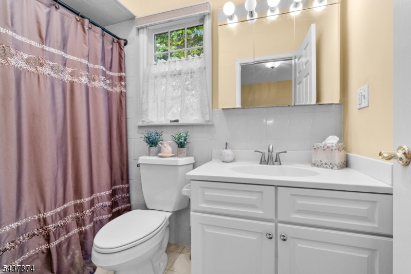 Canterbury Pointe - Residential