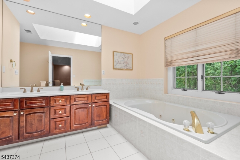 Canterbury Pointe - Residential