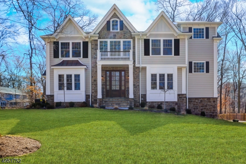 ROLLING HILL - Residential