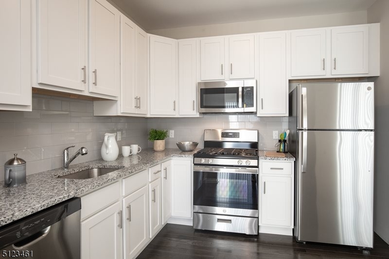 Mountain Way Estates - Residential Lease