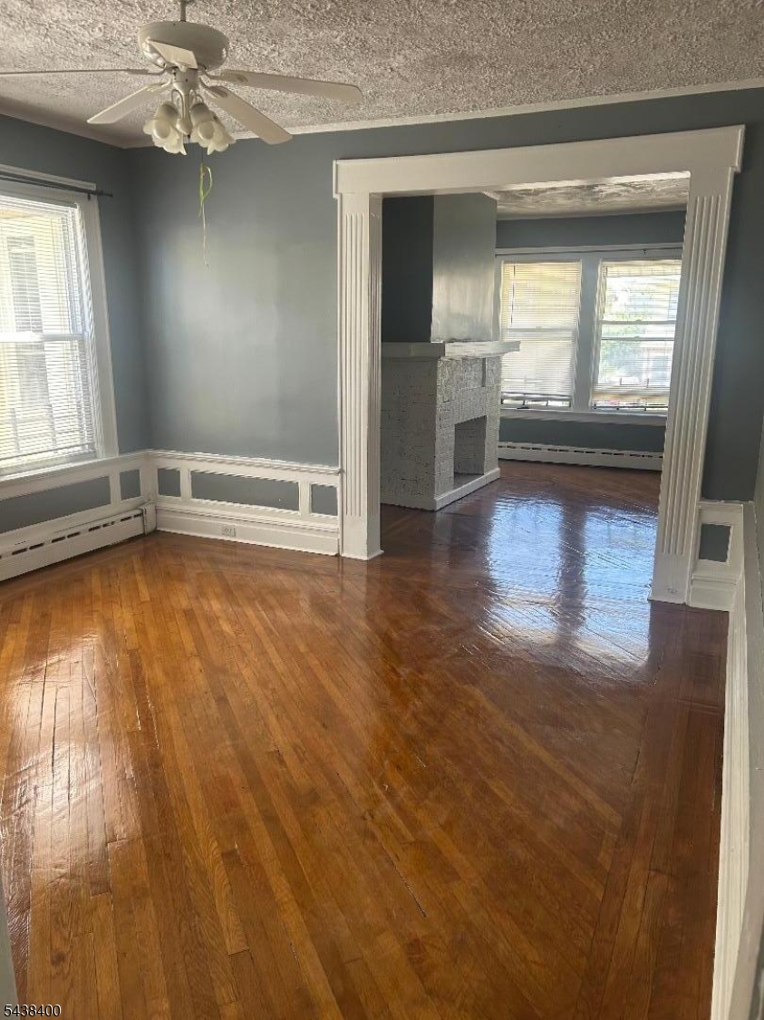 Renovated 2nd floor 3 bedroom, 1 bathroom, laundry machines included, 1 parking space.