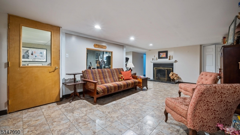 Belle Mead - Residential