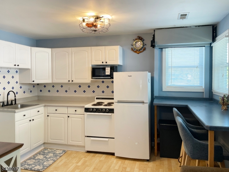 The Villas at West Shore - Residential
