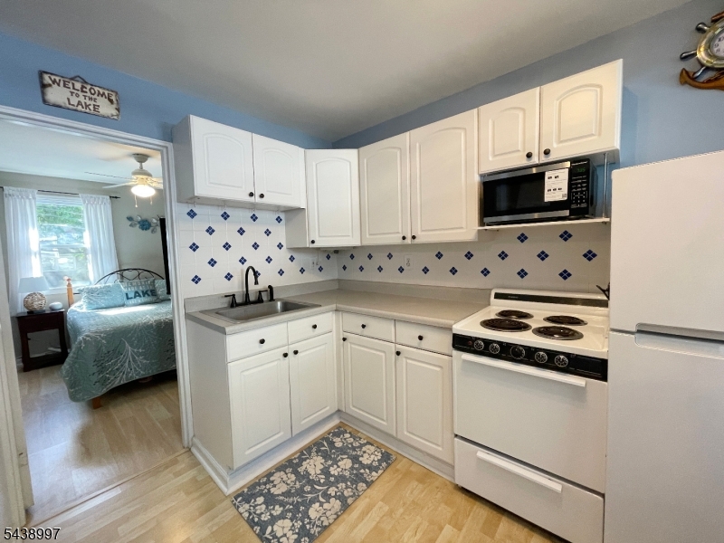 The Villas at West Shore - Residential