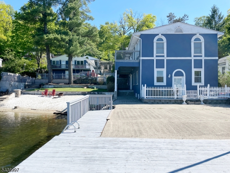 The Villas at West Shore - Residential