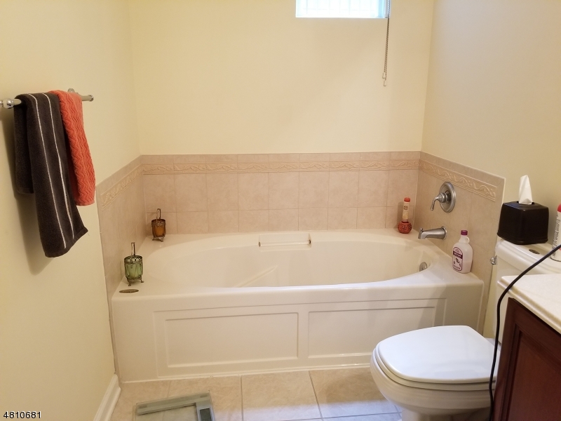 Morris Place - Residential Lease