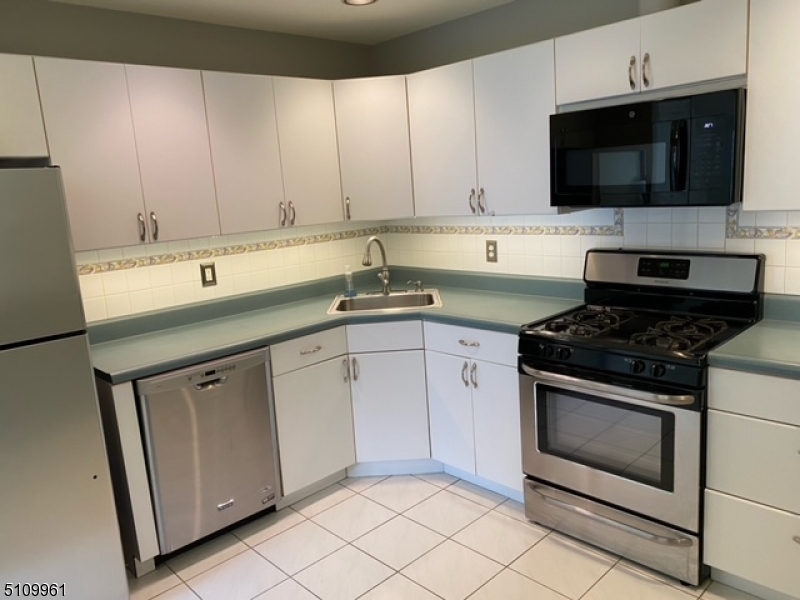 Skyview Heights - Residential Lease