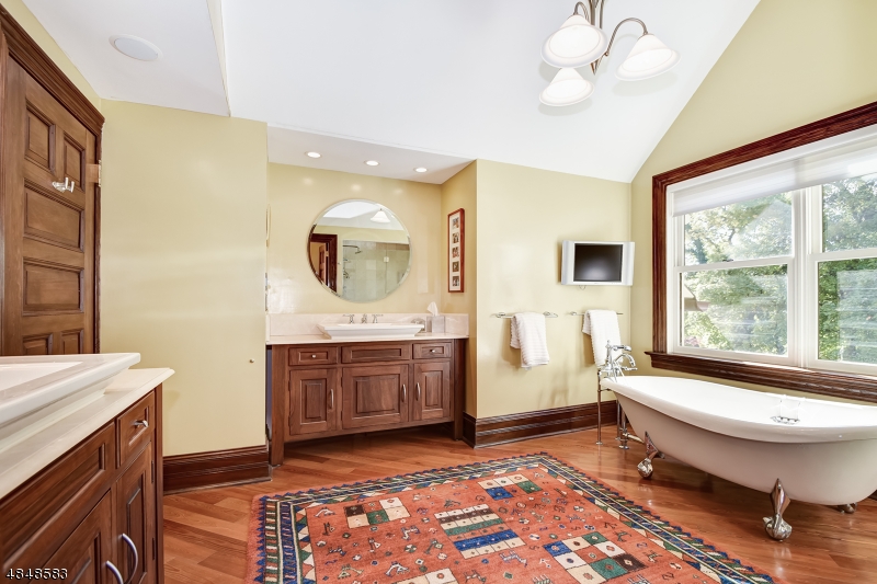 Old Short Hills - Residential
