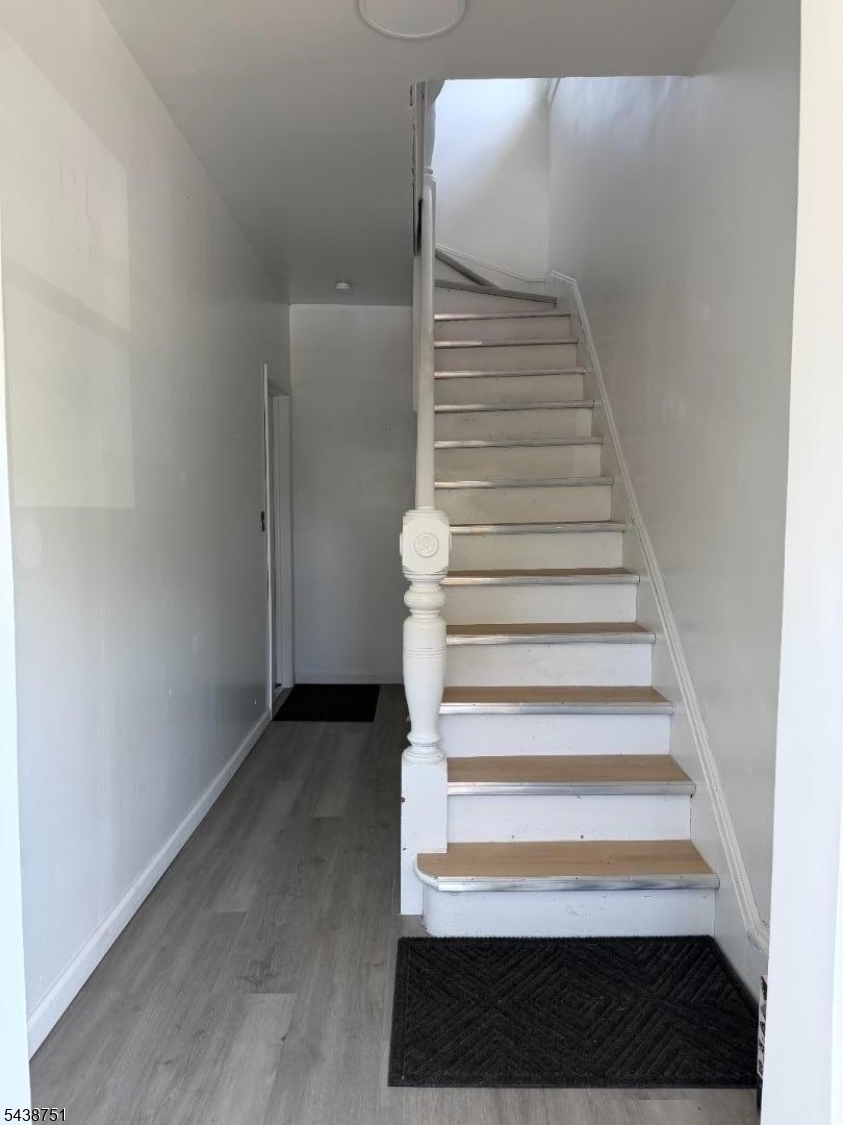 North Avenue - Residential Income