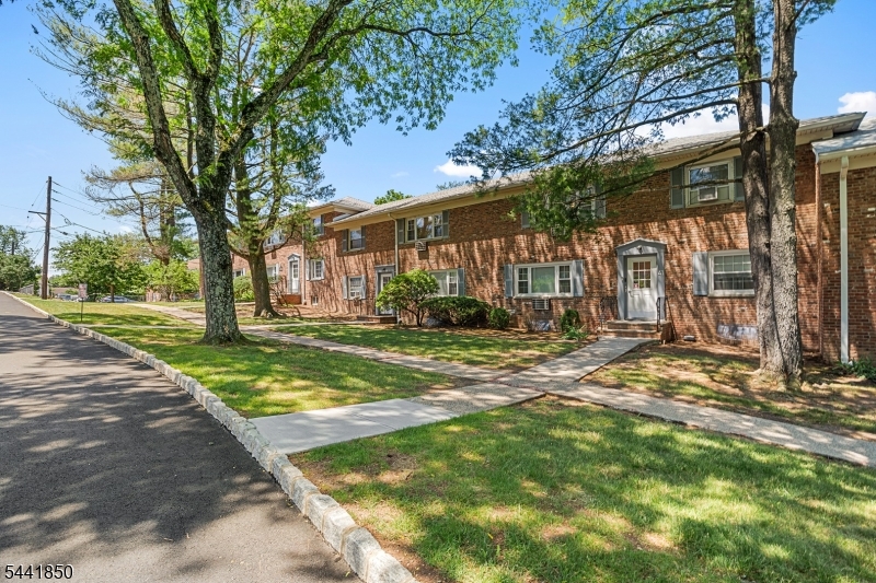 Wedgewood Gardens - Residential