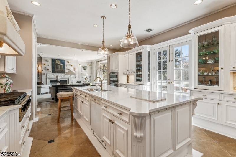 Llewelyn Park - Residential