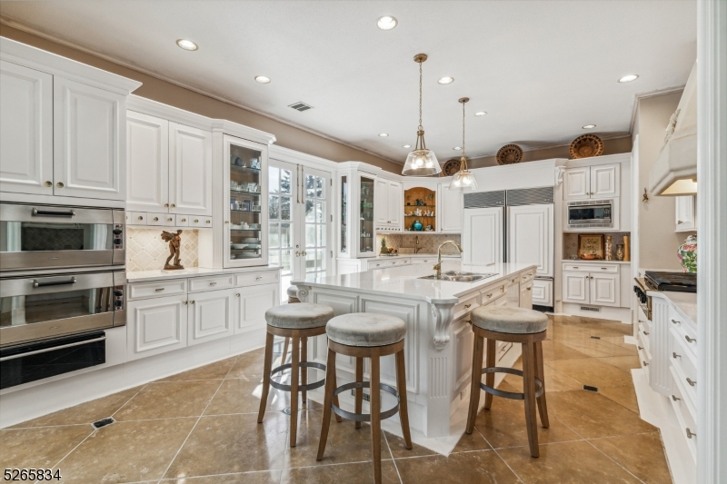 Llewelyn Park - Residential