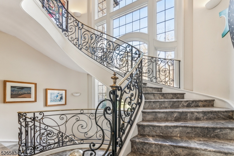 Llewelyn Park - Residential