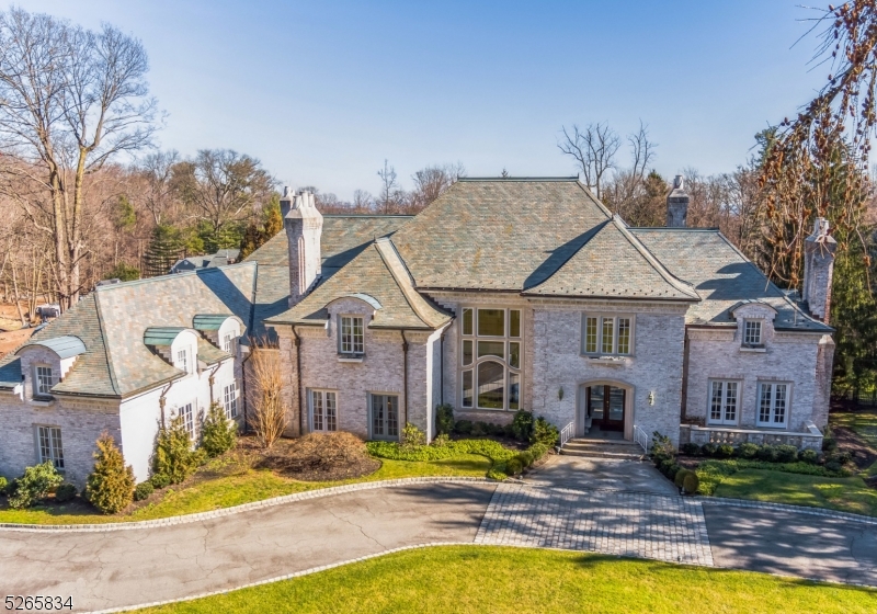 Llewelyn Park - Residential