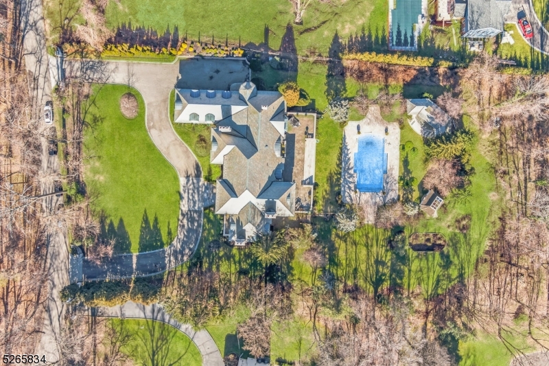 Llewelyn Park - Residential