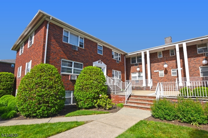 Rare opportunity to own an updated 1-bedroom condo in Lake Hiawatha! Conveniently located near public transportation, restaurants, grocery shopping, and major highways, including Routes 46 and 80. This condo offers plenty of parking, a personal storage closet in the basement, and access to a basement laundry room. Refrigerator and wall air conditioning unit are included. The monthly condo association fee is currently $315 and includes landscaping, snow removal, common area maintenance, sewer, water, trash removal, heat, and hot water. Owner is responsible for taxes, the condo fee, and electric.