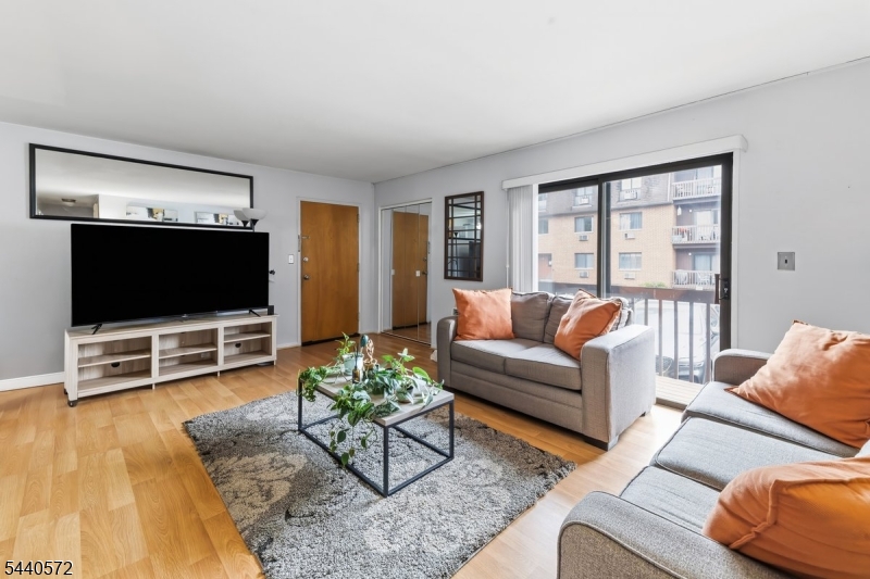 River Mill - Residential