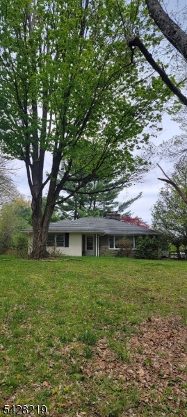 Main value in land. Oversize single family buildable lot.  Interior of home CANNOT be shown. Cash deals only.