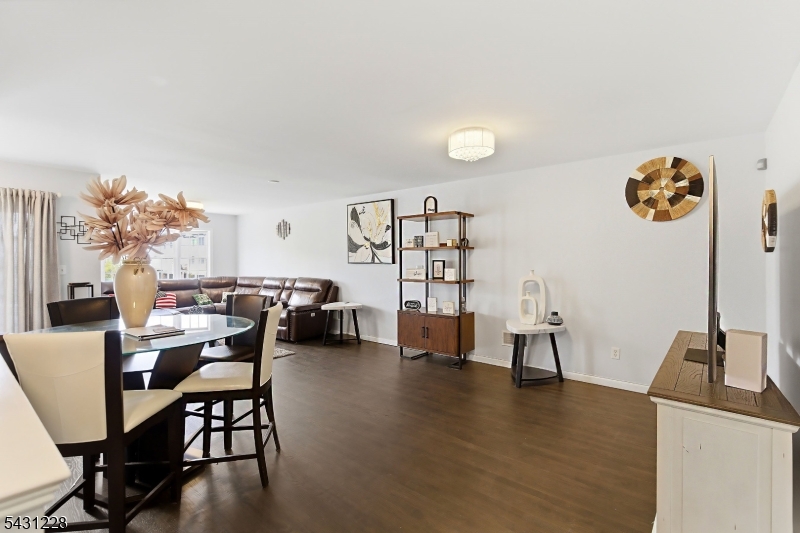 Riverfront Residences - Residential