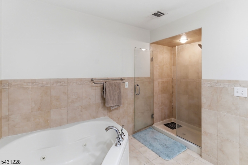 Riverfront Residences - Residential