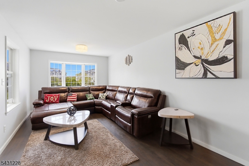 Riverfront Residences - Residential