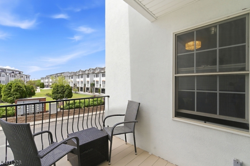 Riverfront Residences - Residential