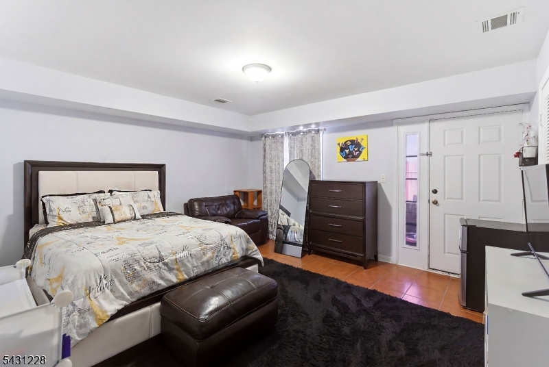 Riverfront Residences - Residential